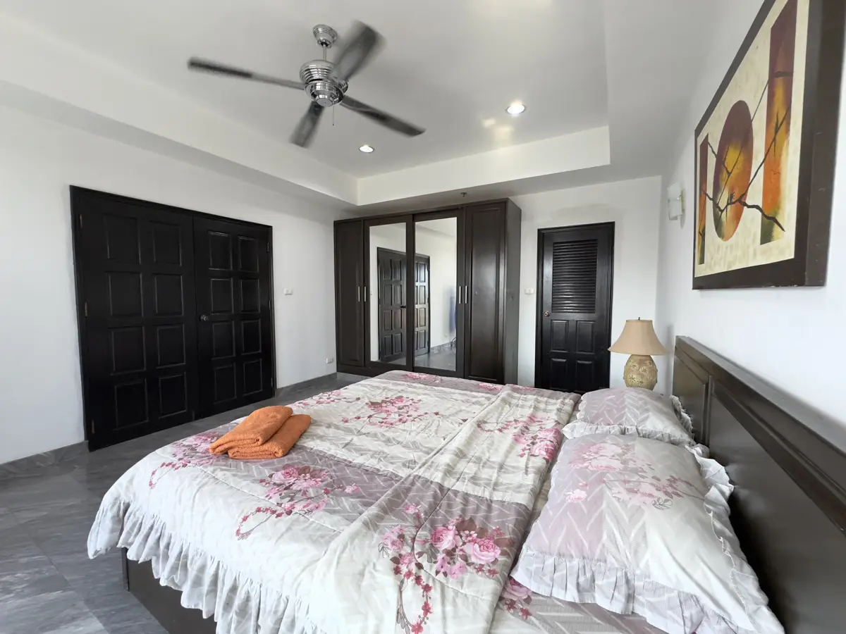 VIEW TALAY 2A - Condominium -  - 