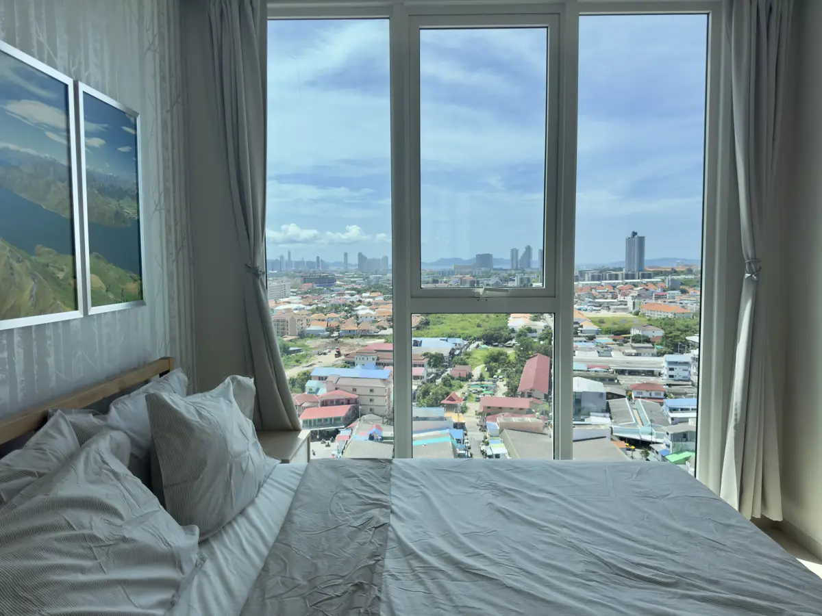 CITY GARDEN TOWER  - Condominium -  - 